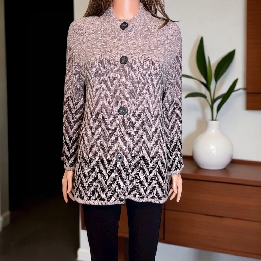 JM Collection Chevron Chunky Knit Cardigan. Size PM - Picture 5 of 11